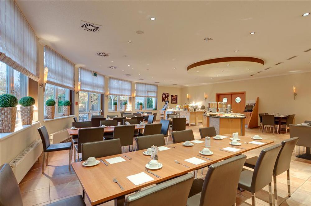 波鸿瓦滕沙美利亚酒店 餐厅 照片